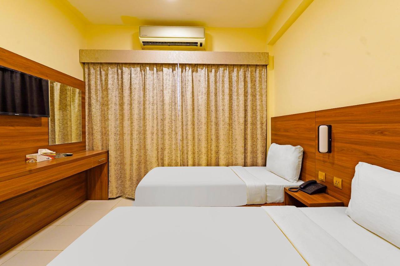 Oyo 925 Emirates Hotel 두바이 외부 사진