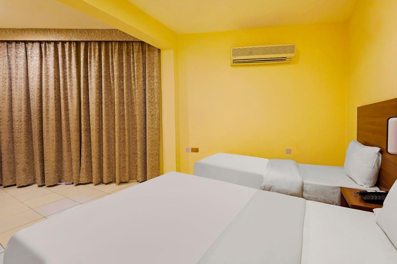 Oyo 925 Emirates Hotel 두바이 외부 사진