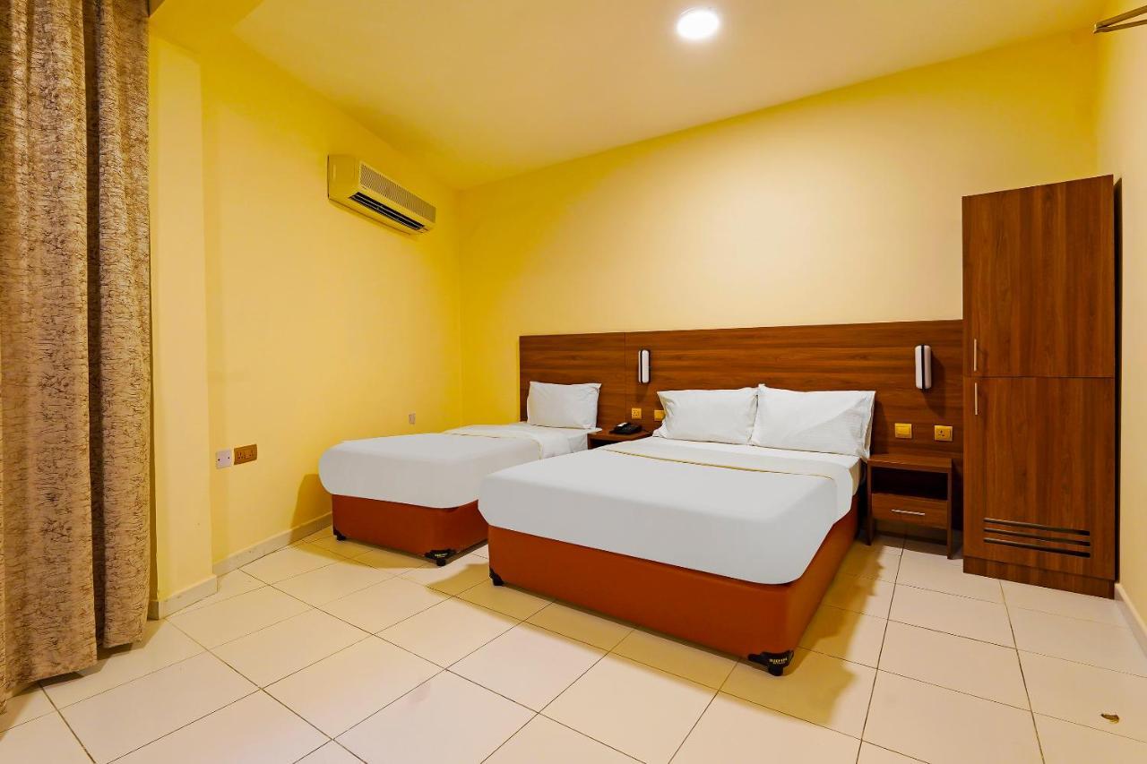 Oyo 925 Emirates Hotel 두바이 외부 사진