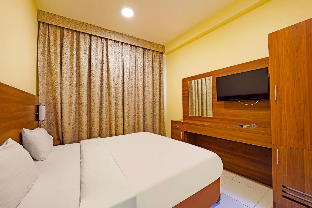 Oyo 925 Emirates Hotel 두바이 외부 사진